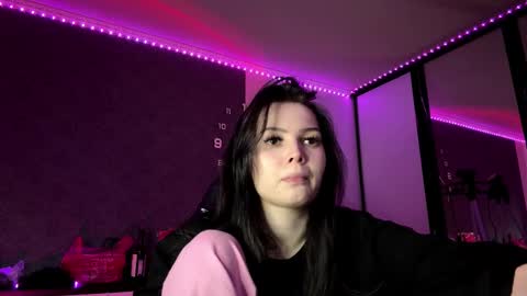 Tiny online show from March 4, 9:38 am