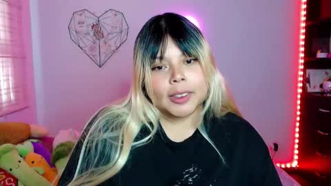 Ely online show from November 20, 9:27 pm