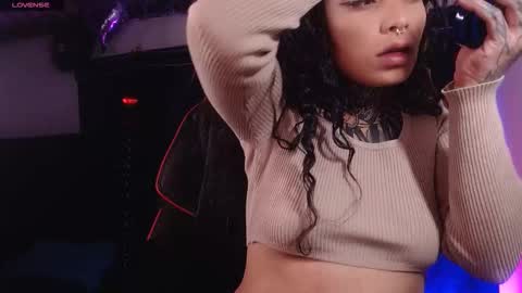 ema_ploxx online show from February 26, 3:49 am