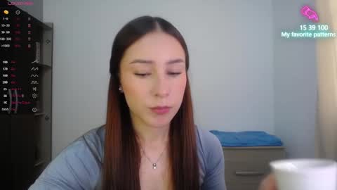  Emaa  online show from November 18, 6:42 pm