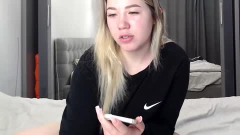 Alice online show from February 1, 6:23 am