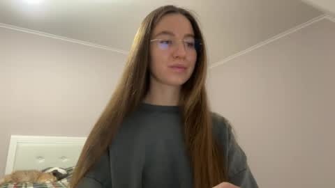 Alina online show from April 18, 7:18 pm