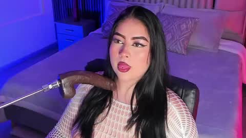 Ember Velvet online show from March 29, 4:00 am