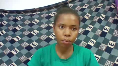 emelie473837 online show from April 6, 9:54 am