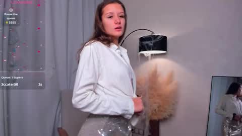 Emma online show from November 14, 1:16 am