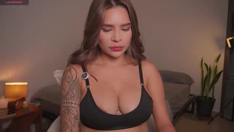 ana online show from November 24, 10:56 pm