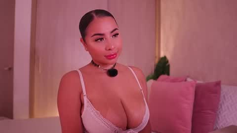    online show from November 7, 9:31 pm