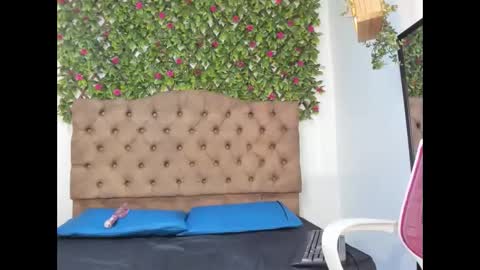 emili cute1 online show from May 5, 7:17 pm