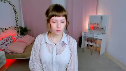 Call me Emilia next stream on Friday at 10 AM GMT online show from June 13, 9:23 pm