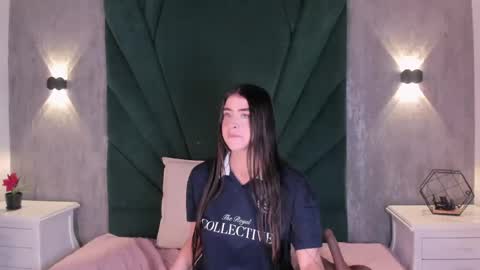 Emilie online show from April 15, 12:06 pm