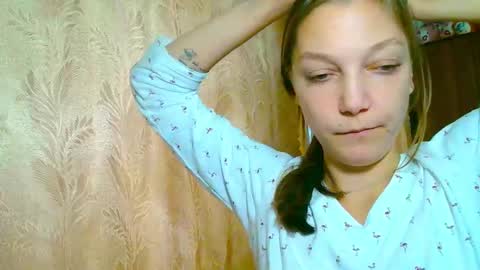 Emilly online show from November 11, 10:56 am