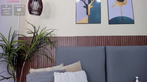 emillyharper_ online show from November 10, 4:07 am