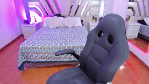 Emily online show from February 3, 10:36 am