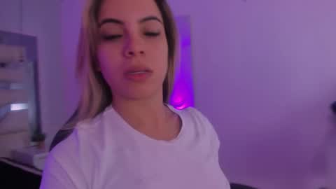 Emily online show from October 14, 11:13 am