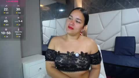 Emily  online show from July 18, 11:46 am