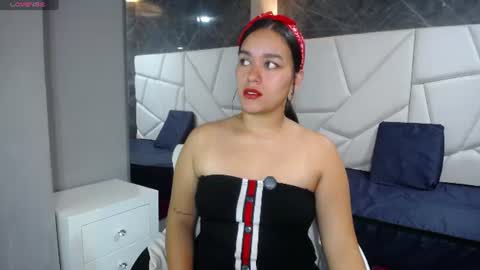 Emily  online show from July 30, 12:06 pm