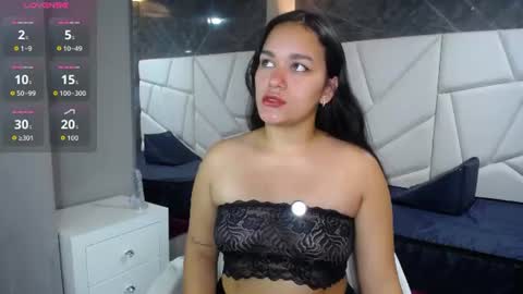 Emily  online show from August 4, 11:38 am