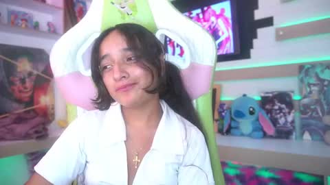 mily online show from March 13, 10:44 pm