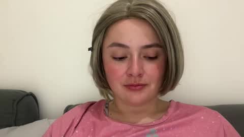 emily_morning_dew online show from May 8, 7:05 pm