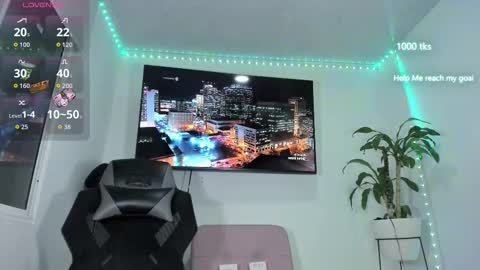 emily_palmeer online show from January 11, 11:15 am