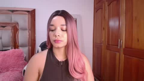 emily online show from April 18, 10:31 pm