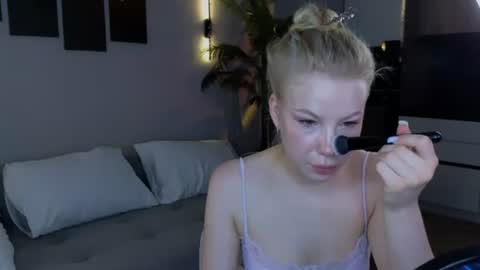 emily shepard online show from June 17, 2:24 am