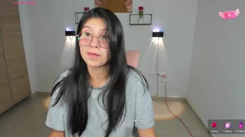 Emi online show from November 25, 11:05 pm