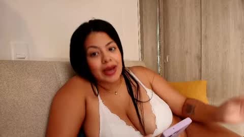 Emily online show from May 11, 4:04 pm