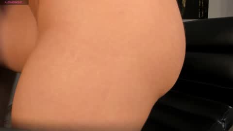 Emily online show from December 5, 3:39 am