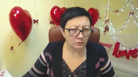 Emily online show from February 6, 9:07 pm