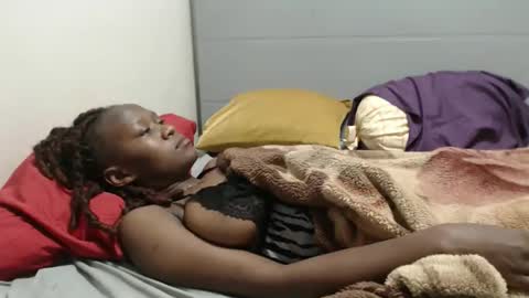 Emilly online show from December 17, 9:52 pm