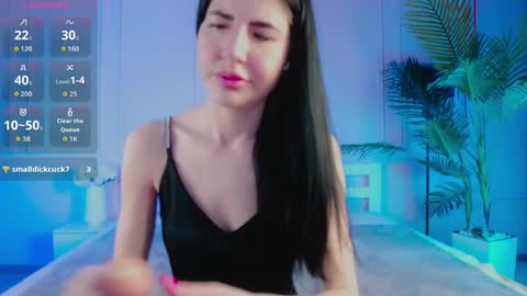 Emily online show from April 3, 5:00 pm