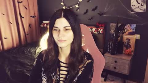 Emily online show from October 21, 1:53 am