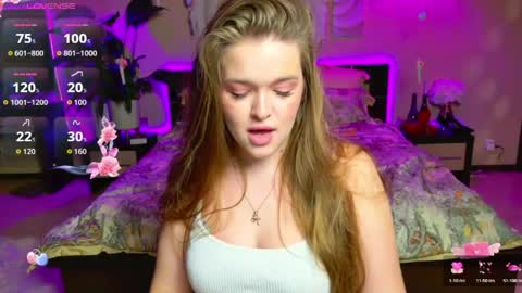 emilywhisperawesome online show from April 16, 8:52 pm