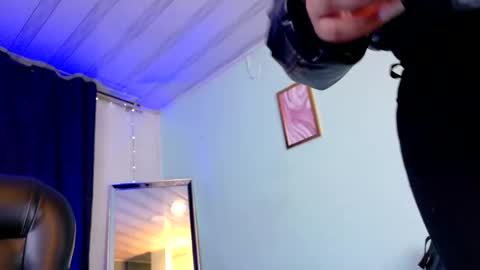 Emily  online show from May 29, 2:42 am