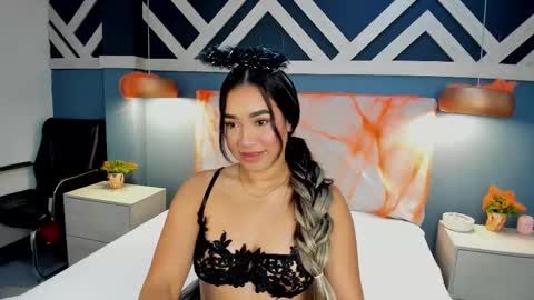 Emily  online show from October 24, 9:11 pm