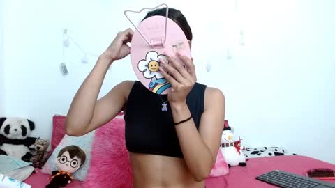 Snapshot of emilyzans07 chatting on January 26, 5:02 pm emilyzans07 online show from January 26, 5:02 pm