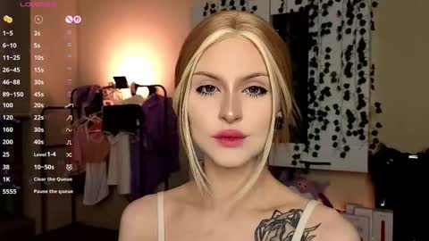 emimiy online show from November 3, 3:32 am