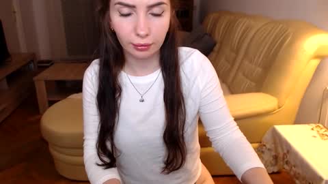 Snapshot of emma719510 chatting on October 23, 10:27 pm Emma online show from October 23, 10:27 pm
