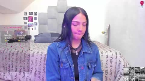 emma  online show from September 19, 7:13 pm