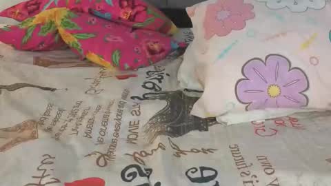 Emma online show from December 2, 5:42 am