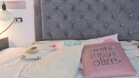 Emma online show from December 16, 5:46 am