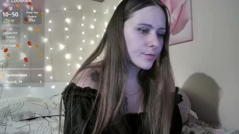 emma_just online show from November 26, 5:25 pm