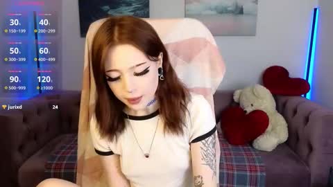 emma_kirks online show from February 28, 3:33 pm