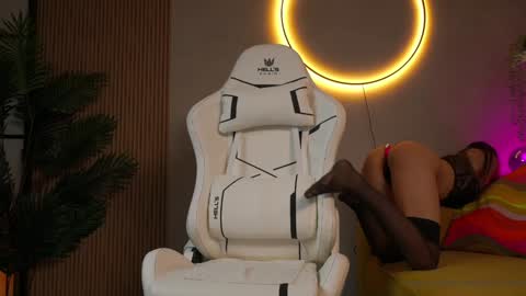    online show from February 8, 7:45 am