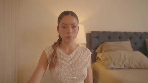 emma_lu1 online show from August 4, 5:52 pm