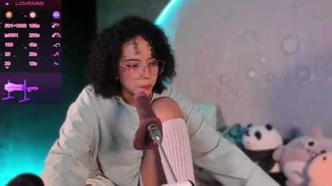     online show from September 10, 10:37 am