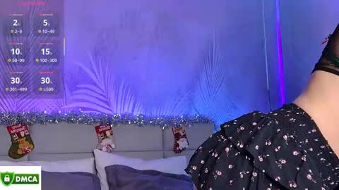 Emma online show from December 5, 2:18 pm