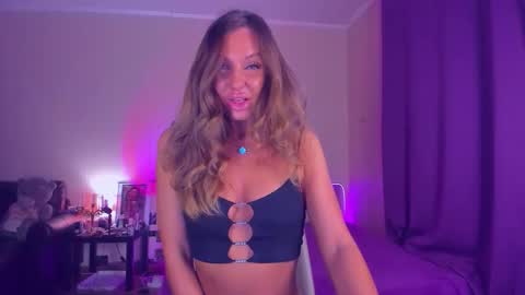 Emma online show from October 9, 4:11 pm