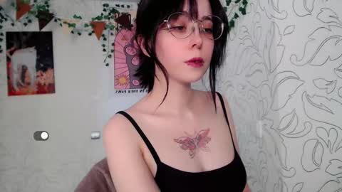 Emma online show from March 25, 6:16 am